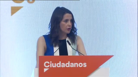 Arrimadas: "El crecimiento de Ciudadanos permite desalojar a Carmena" Arrimadas: "El crecimiento de Ciudadanos permite desalojar a Carmena"