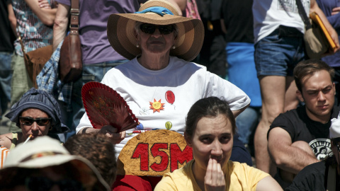 Una de las asambleas celebradas en la Puerta del Sol para celebrar el cuarto aniversario del 15M. REUTERS/Andrea Comas