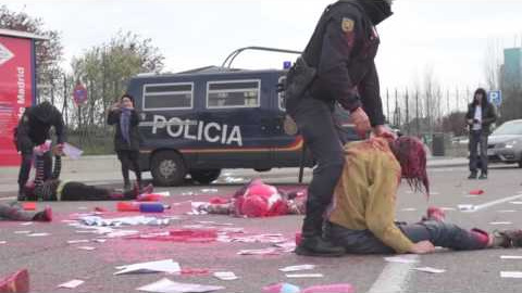 Mordaza por señalar a los vendedores de armas Mordaza por señalar a los vendedores de armas