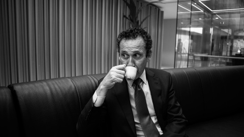 Jorge Valdano, en un momento de la entrevista. REPORTAJE FOTOGRÁFICO: JAIRO VARGAS Jorge Valdano, en un momento de la entrevista. REPORTAJE FOTOGRÁFICO: JAIRO VARGAS