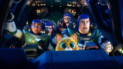 15/06/2022 El equipo completo con Buzz Lightyear.