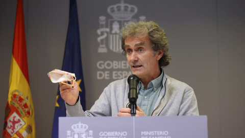 El director del Centro de Coordinación de Alertas y Emergencias Sanitarias del Ministerio de Sanidad, Fernando Simón, durante la rueda de prensa ofrecida este jueves en Madrid para dar a conocer los últimos datos de la evolución de la pande El director del Centro de Coordinación de Alertas y Emergencias Sanitarias del Ministerio de Sanidad, Fernando Simón, durante la rueda de prensa ofrecida este jueves en Madrid para dar a conocer los últimos datos de la evolución de la pande