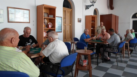 Un centro de pensionistas. E.P. Un centro de pensionistas. E.P.
