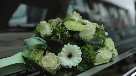 Flores funerarias: el último adiós en tiempos de pandemia Flores funerarias: el último adiós en tiempos de pandemia