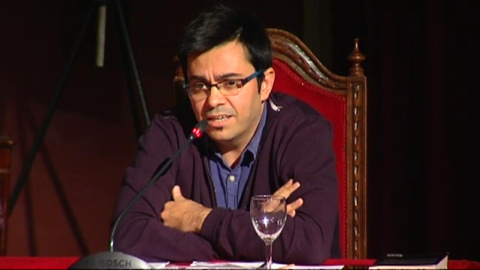Gerardo Pisarello durante su intervención en el debate "Sobre el 9-N y la conquista del derecho a decidir" de Espacio Público celebrado en el Ateneo de Madrid. /PÚBLICO Gerardo Pisarello durante su intervención en el debate "Sobre el 9-N y la conquista del derecho a decidir" de Espacio Público celebrado en el Ateneo de Madrid. /PÚBLICO