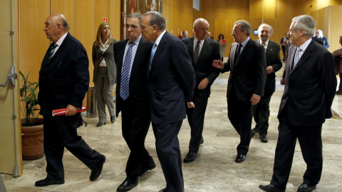 Los presidentes de Técnicas Reunidas, José Lladó, Telefónica, César Alierta, Caixabank, Isidre Fainé, ACS, Florentino Pérez, y BBVA, Francisco González, juntos en un acto en el Ministerio de Economía. EFE Los presidentes de Técnicas Reunidas, José Lladó, Telefónica, César Alierta, Caixabank, Isidre Fainé, ACS, Florentino Pérez, y BBVA, Francisco González, juntos en un acto en el Ministerio de Economía. EFE