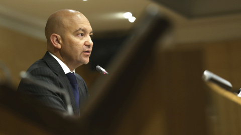 El secretario de Estado de Comercio, Jaime García-Legaz, durante la rueda de prensa que ofreció  en Madrid para analizar los datos de la balanza comercial correspondientes al primer trimestre del año. EFE/Chema Moya