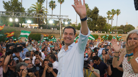El presidente del PP-A y candidato a la reelección Presidencial de la Junta, Juanma Moreno clausura el acto de cierre de campaña del PP El presidente del PP-A y candidato a la reelección Presidencial de la Junta, Juanma Moreno clausura el acto de cierre de campaña del PP