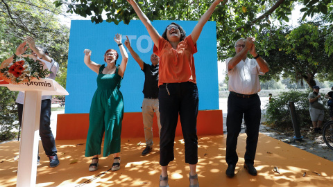 Los principales dirigentes de la formación de Compromís han cerrado este sábado filas con la vicepresidenta del Gobierno valenciano Mónica Oltra Los principales dirigentes de la formación de Compromís han cerrado este sábado filas con la vicepresidenta del Gobierno valenciano Mónica Oltra