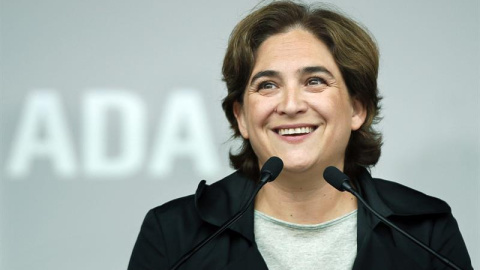 Ada Colau, durante el acto de Barcelona en Comú. EFE/Andreu Dalmau Ada Colau, durante el acto de Barcelona en Comú. EFE/Andreu Dalmau
