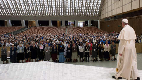 El Papa Francisco durante el encuentro con la Unión Internacional de las Superiores Generales, en el Vaticano./ REUTERS El Papa Francisco durante el encuentro con la Unión Internacional de las Superiores Generales, en el Vaticano./ REUTERS