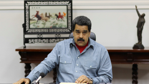 El presidente de Venezuela, Nicolas Maduro, en un Consejo de Ministros en el Palacio de Miraflores en Caracas. REUTERS El presidente de Venezuela, Nicolas Maduro, en un Consejo de Ministros en el Palacio de Miraflores en Caracas. REUTERS
