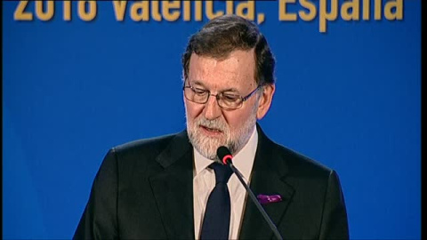 Rajoy: "Mi compromiso es seguir trabajando por la igualdad como hasta ahora" Rajoy: "Mi compromiso es seguir trabajando por la igualdad como hasta ahora"