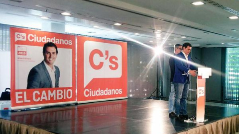 Albert Rivera, líder de Ciudadanos, en rueda de prensa./ Twitter Ciudadanos Albert Rivera, líder de Ciudadanos, en rueda de prensa./ Twitter Ciudadanos