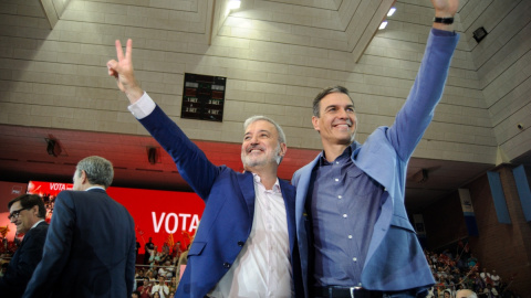 Pedro Sánchez y Jaume Collboni durante el acto de final de campaña electoral del PSC, a 26 de mayo de 2023, en Barcelona. Pedro Sánchez y Jaume Collboni durante el acto de final de campaña electoral del PSC, a 26 de mayo de 2023, en Barcelona.