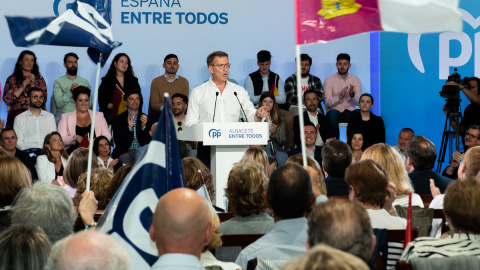 Alberto Núñez Feijóo interviene durante un acto de cierre de campaña electoral del PP, en el Casino Primitivo, a 26 de mayo de 2023, en Albacete. Alberto Núñez Feijóo interviene durante un acto de cierre de campaña electoral del PP, en el Casino Primitivo, a 26 de mayo de 2023, en Albacete.