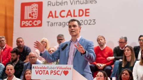 El presidente del Gobierno, Pedro Sánchez, interviene durante el acto de final de campaña del PSC, a 26 de mayo de 2023, en Tarragona. El presidente del Gobierno, Pedro Sánchez, interviene durante el acto de final de campaña del PSC, a 26 de mayo de 2023, en Tarragona.