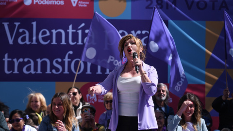 La presidenta de la Federación de la Plataforma Trans y candidata al Ayuntamiento de Madrid por Podemos, Mar Cambrollé, en la Plaza Pedro Zerolo, a 13 de mayo, en Madrid. La presidenta de la Federación de la Plataforma Trans y candidata al Ayuntamiento de Madrid por Podemos, Mar Cambrollé, en la Plaza Pedro Zerolo, a 13 de mayo, en Madrid.