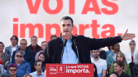 El presidente del Gobierno Pedro Sánchez, durante su intervención en un acto electoral en el Auditorio del Parque Forestal de Entrevías, a 25 de mayo de 2023. El presidente del Gobierno Pedro Sánchez, durante su intervención en un acto electoral en el Auditorio del Parque Forestal de Entrevías, a 25 de mayo de 2023.