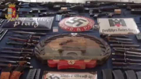 La policÃa italiana incauta un misil y numerosas armas automáticas a un grupo de extrema derecha La policÃa italiana incauta un misil y numerosas armas automáticas a un grupo de extrema derecha