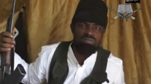 El líder de Boko Haram, Abubakr Shekau, en uno de los videocomunicados que ha difundido la organización. REUTERS El líder de Boko Haram, Abubakr Shekau, en uno de los videocomunicados que ha difundido la organización. REUTERS