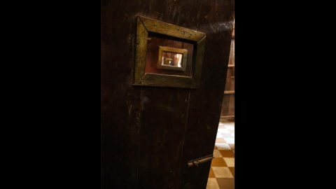 Puertas de las celdas individuales de la S-21. - PAU GARCÉS