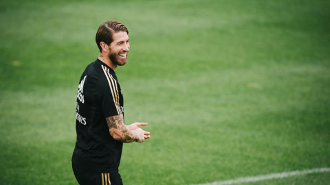 El defensa del Real Madrid Sergio Ramos participa en un entrenamiento del Real Madrid este viernes, en las instalaciones del Montreal Impact en Montreal (Canadá). EFE/ Johany Jutras El defensa del Real Madrid Sergio Ramos participa en un entrenamiento del Real Madrid este viernes, en las instalaciones del Montreal Impact en Montreal (Canadá). EFE/ Johany Jutras