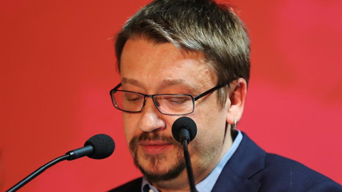 Llegada del cabeza de lista de Catalunya en Comú Podem Xavier Domènech, para valorar los resultados de las elecciones catalanas en el Campus universitario de la UPF en Ciutadella. EFE/Alejandro García Llegada del cabeza de lista de Catalunya en Comú Podem Xavier Domènech, para valorar los resultados de las elecciones catalanas en el Campus universitario de la UPF en Ciutadella. EFE/Alejandro García