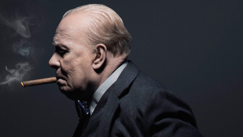 Gary Oldman caracterizado como Winston Churchill Gary Oldman caracterizado como Winston Churchill