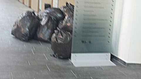 Bolsas en la Conselleria d'Agricultura de la Generalitat Valenciana. / PÚBLICO Bolsas en la Conselleria d'Agricultura de la Generalitat Valenciana. / PÚBLICO