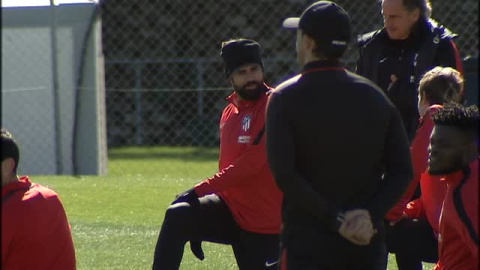 Diego Costa se entrena con normalidad Diego Costa se entrena con normalidad