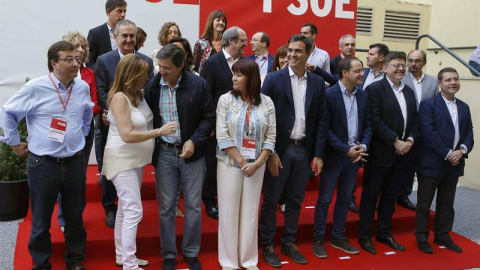 Foto de familia tras el Comité Federal del PSOE. /EFE Foto de familia tras el Comité Federal del PSOE. /EFE