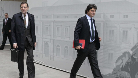 El jefe del Ejecutivo, Mariano Rajoy, junto al Secretario de Estado Jorge Moragas en una imagen de archivo. EFE El jefe del Ejecutivo, Mariano Rajoy, junto al Secretario de Estado Jorge Moragas en una imagen de archivo. EFE