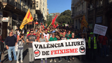 Pancartas antifascistas en Valencia para protestar contra el homenaje a Mussolini. J. C Pancartas antifascistas en Valencia para protestar contra el homenaje a Mussolini. J. C