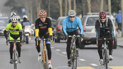 Kerry, hospitalizado en Ginebra tras caerse de una bicicleta. /EFE Kerry, hospitalizado en Ginebra tras caerse de una bicicleta. /EFE