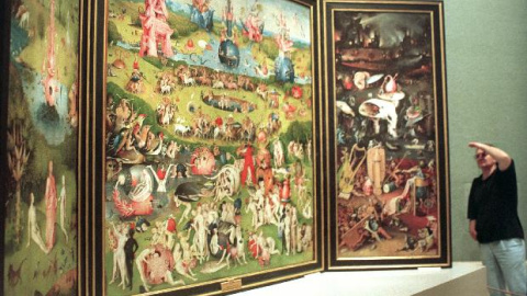 Vista del cuadro "El jardín de las delicias", la obra más importante de Hieronymus Van Aeken, El Bosco, cuya vida ha sido novelada en "El Alquimista Holandés". Vista del cuadro "El jardín de las delicias", la obra más importante de Hieronymus Van Aeken, El Bosco, cuya vida ha sido novelada en "El Alquimista Holandés".