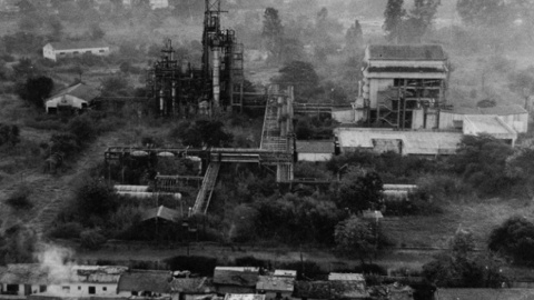 Fotografía de Raghu Rai incluida en el informe de Amnistía Internacional sobre los 30 años de Bhopal. // RAGHU RAI