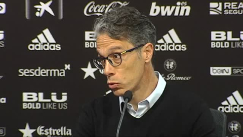 Marcelino: "Pasamos de tener unos minutos dubitativos a dominar" Marcelino: "Pasamos de tener unos minutos dubitativos a dominar"