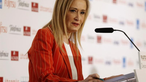 La presidenta de la Comunidad de Madrid, Cristina Cifuentes, durante su intervención hoy en un desayuno informativo organizado por Europa Press, en el que ha destacado el balance de gestión del Ejecutivo autonómico, cuando se cumple un año La presidenta de la Comunidad de Madrid, Cristina Cifuentes, durante su intervención hoy en un desayuno informativo organizado por Europa Press, en el que ha destacado el balance de gestión del Ejecutivo autonómico, cuando se cumple un año