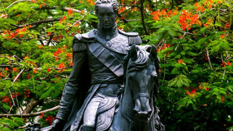 Simón Bolívar Simón Bolívar
