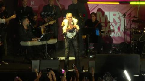 Isabel Pantoja se cuela a lo grande en el Orgullo de Madrid Isabel Pantoja se cuela a lo grande en el Orgullo de Madrid