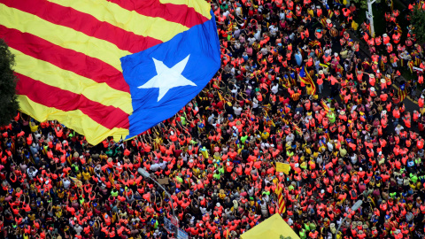 Imagen de la manifestación de la Diada, en Barcelona. REUTERS Imagen de la manifestación de la Diada, en Barcelona. REUTERS