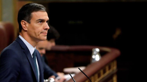 -El candidato socialista, Pedro Sánchez, en el estrado del Congreso -El candidato socialista, Pedro Sánchez, en el estrado del Congreso
