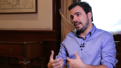 Alberto Garzón en un momento de la entrevista.- PÚBLICO