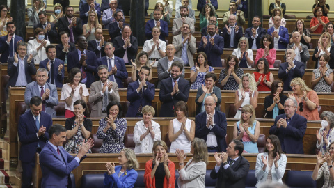 El presidente del Gobierno, Pedro Sánchez (i), durante la segunda jornada del debate sobre el Estado de la Nación este miércoles 13 de julio de 2022 en el Congreso. El presidente del Gobierno, Pedro Sánchez (i), durante la segunda jornada del debate sobre el Estado de la Nación este miércoles 13 de julio de 2022 en el Congreso.
