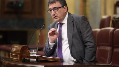 El portavoz del PNV en el Congreso, Aitor Esteban, en una sesión plenaria, en el Congreso de los Diputados, a 8 de junio de 2022. El portavoz del PNV en el Congreso, Aitor Esteban, en una sesión plenaria, en el Congreso de los Diputados, a 8 de junio de 2022.