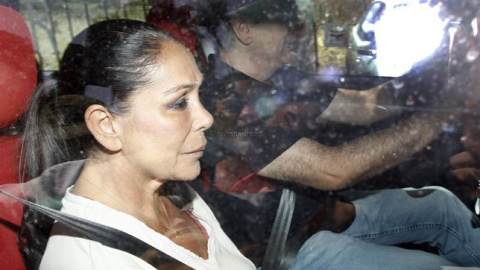 La tonadillera salió de la prisión sobre las 13,20 horas del pasado lunes día 1 de junio./ CHANCE/ JOSÉ RUIZ La tonadillera salió de la prisión sobre las 13,20 horas del pasado lunes día 1 de junio./ CHANCE/ JOSÉ RUIZ