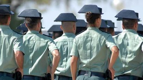 Fotografía de archivo de 2013 de la última promoción de la Guardia Civil en la Academia de Baeza. EFE/ Fotografía de archivo de 2013 de la última promoción de la Guardia Civil en la Academia de Baeza. EFE/