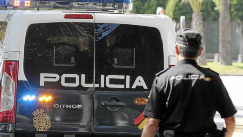 Imagen de archivo de un Policía Nacional Imagen de archivo de un Policía Nacional