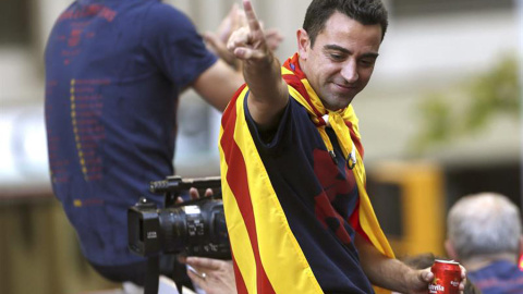Xavi, hombre clave del mejor Barça de la historia, se despide a lo grande de la afición culé.- EFE